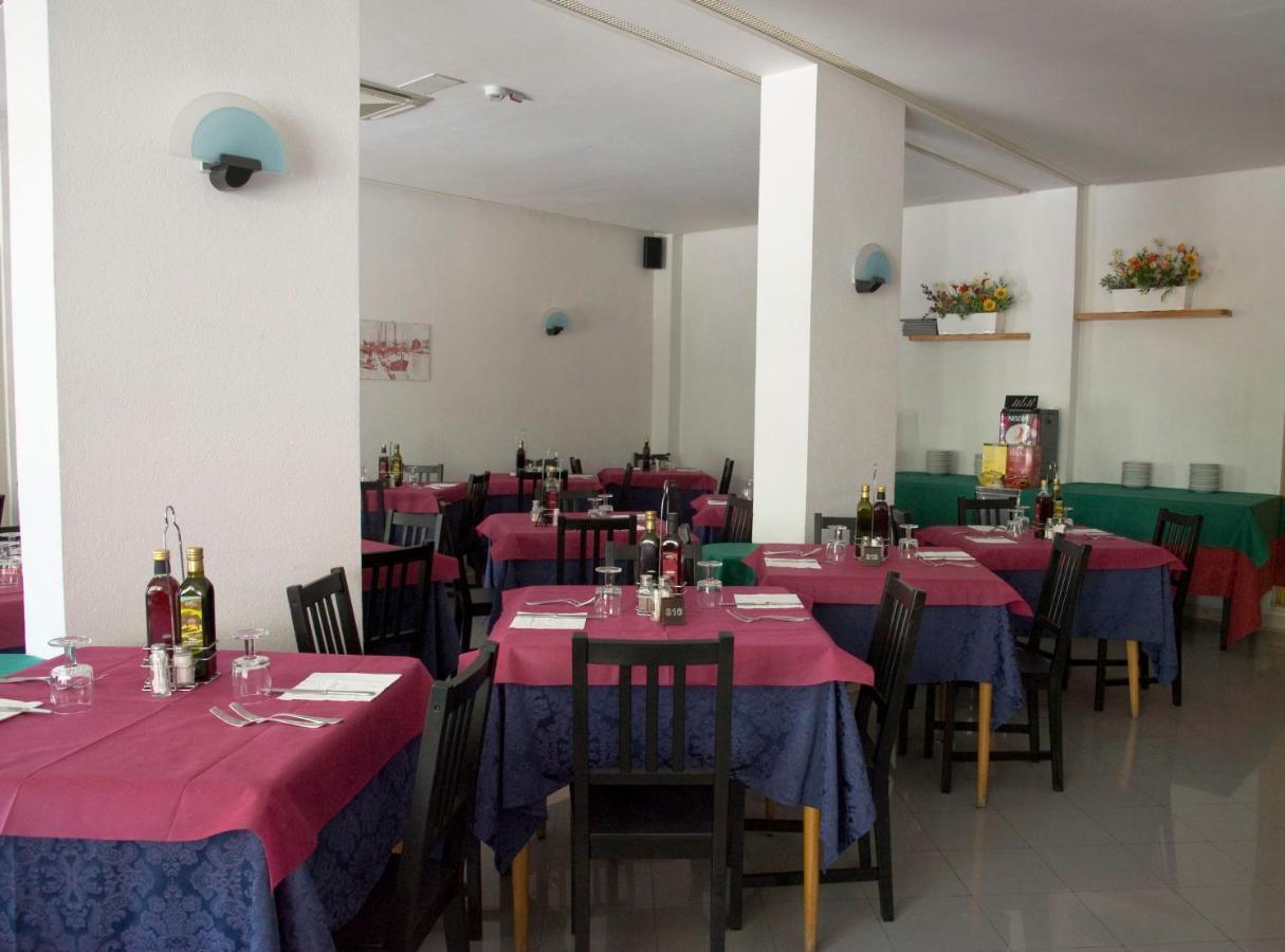 Hotel Maris Stella Riccione Zewnętrze zdjęcie