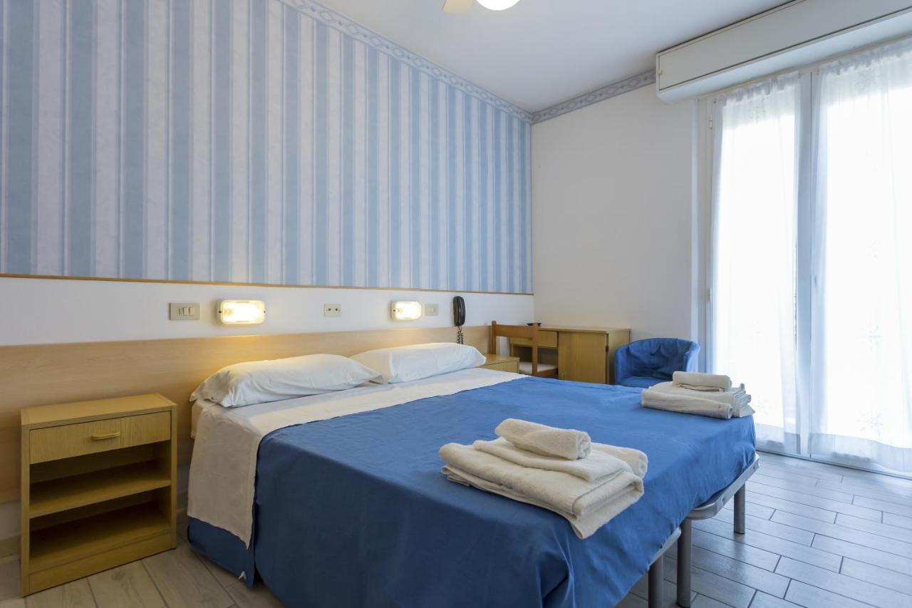 Hotel Maris Stella Riccione Zewnętrze zdjęcie