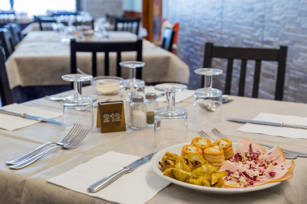 Hotel Maris Stella Riccione Zewnętrze zdjęcie