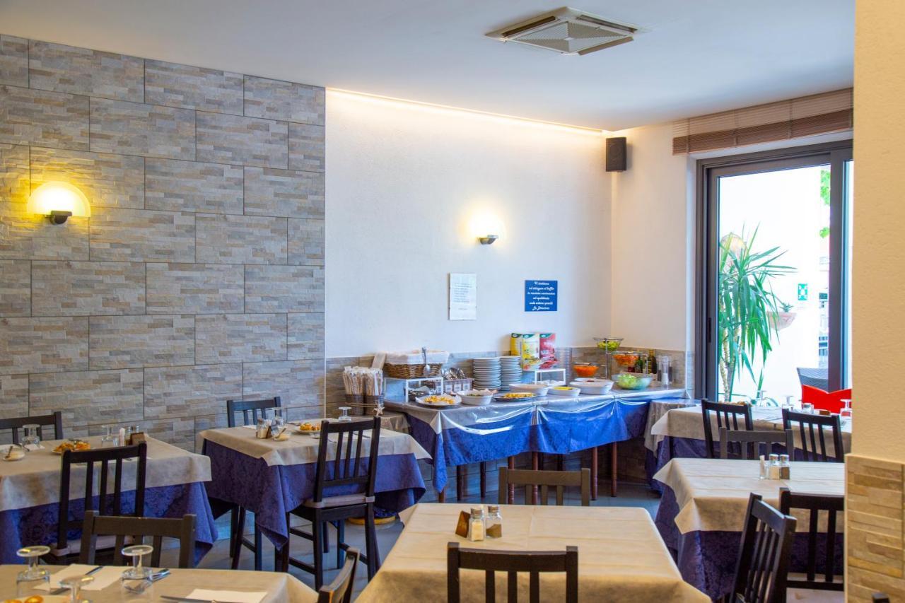 Hotel Maris Stella Riccione Zewnętrze zdjęcie