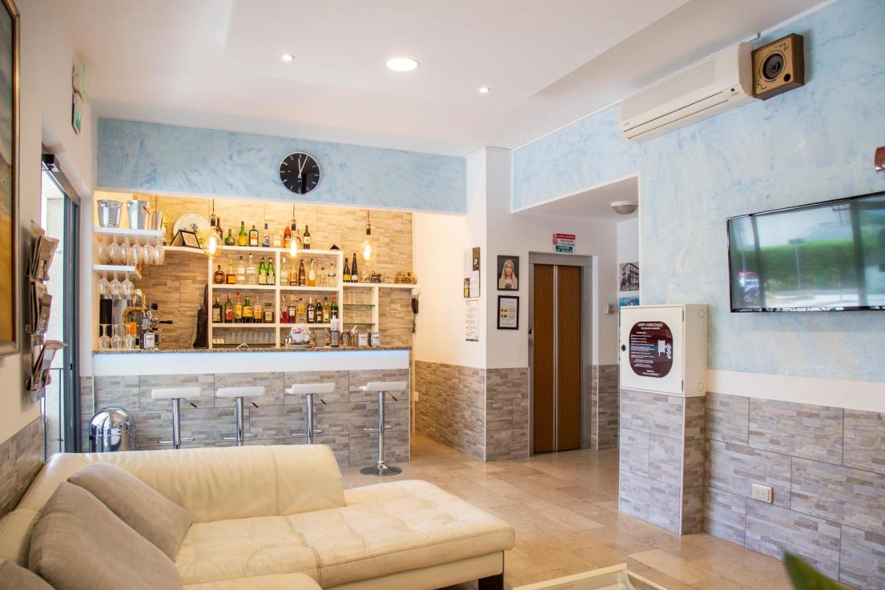 Hotel Maris Stella Riccione Zewnętrze zdjęcie