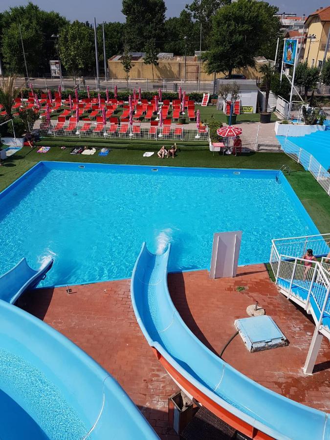 Hotel Maris Stella Riccione Zewnętrze zdjęcie